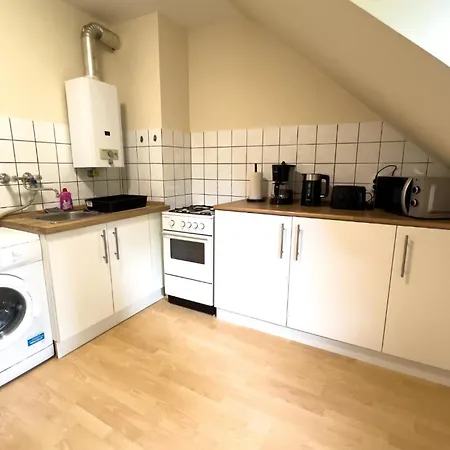 Apartment Bege Workconnect *